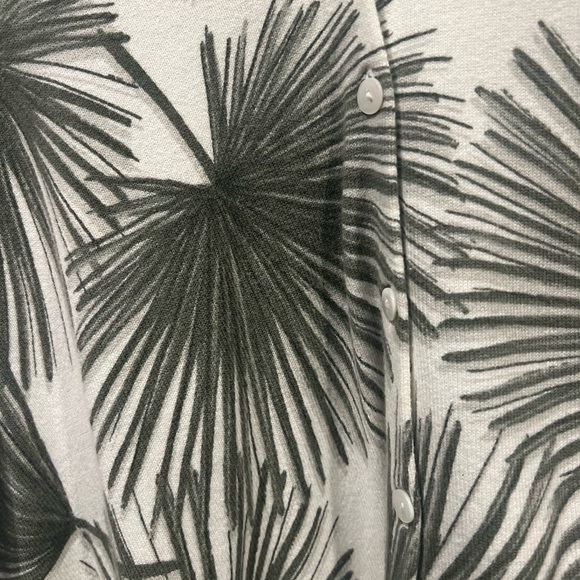 A new day brand cardigan sweater - Picture 2 of 7